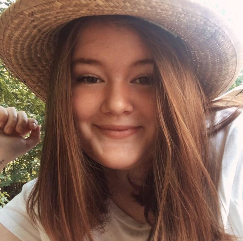 Meet your Posher, Madeline